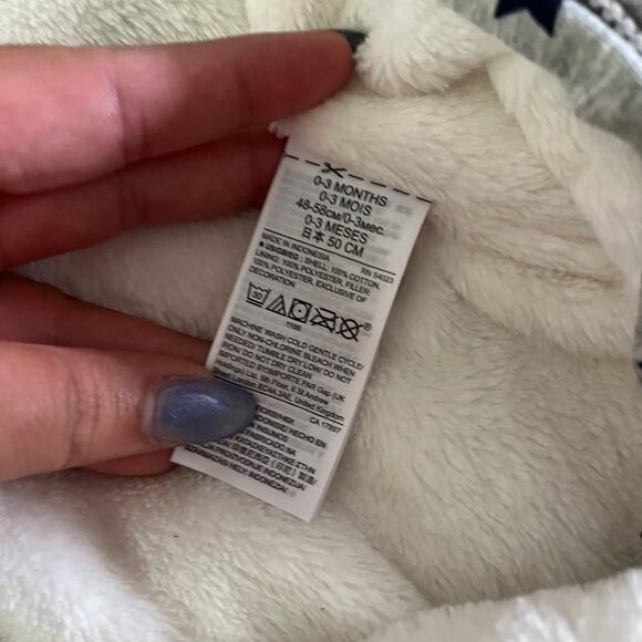 Baby Gap Sherpa Lined Grey Snowsuit Stars Bear Ears 0-3 Months - Picture 9 of 9